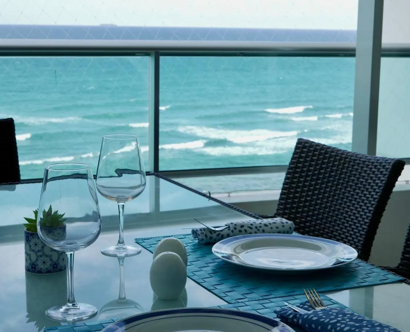 Marbellatower-Juandolio-Seaview-Frontbeach-Cozy-2Br-3Bds-6Pax-Wifi Villa Del Mar Apartment